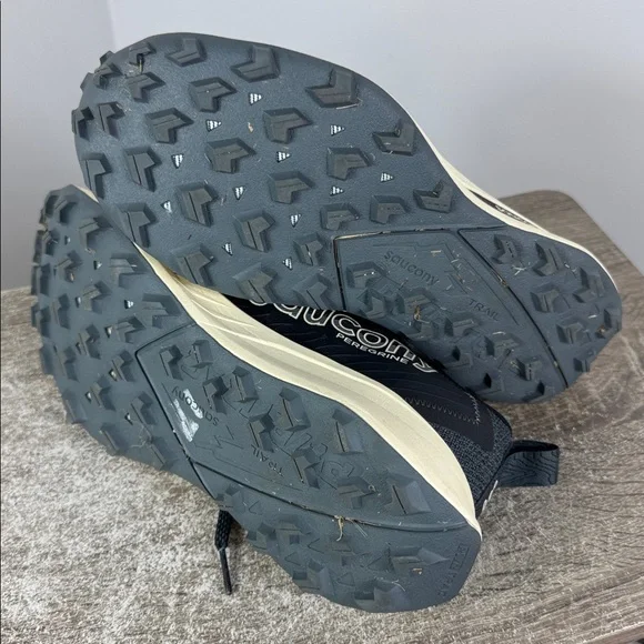 Saucony Women's Peregrine 15 Shoe Size 9.5 black cream trail walk hike outdoor - Picture 6 of 7